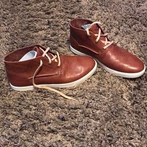 UGG Kramer Sneaker size 11.5